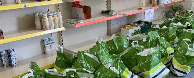 bags for food infront of shelves